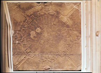 Der Tierkreis von Dendarah, von der Decke einer kleinen Kapelle (Naos) im Tempel der Hathor in Dendarah